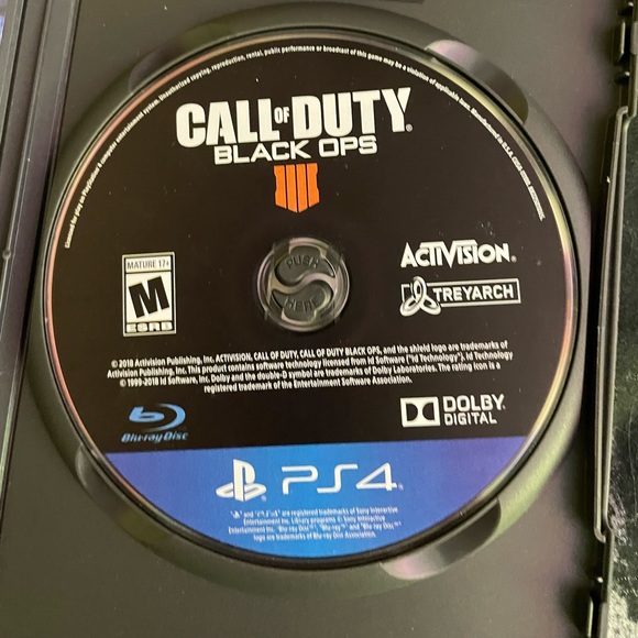 Call Of Duty Black Ops 4 game - Picture 1 of 2